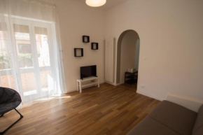 Appartamento con giardino a 50mt dal mare Varazze